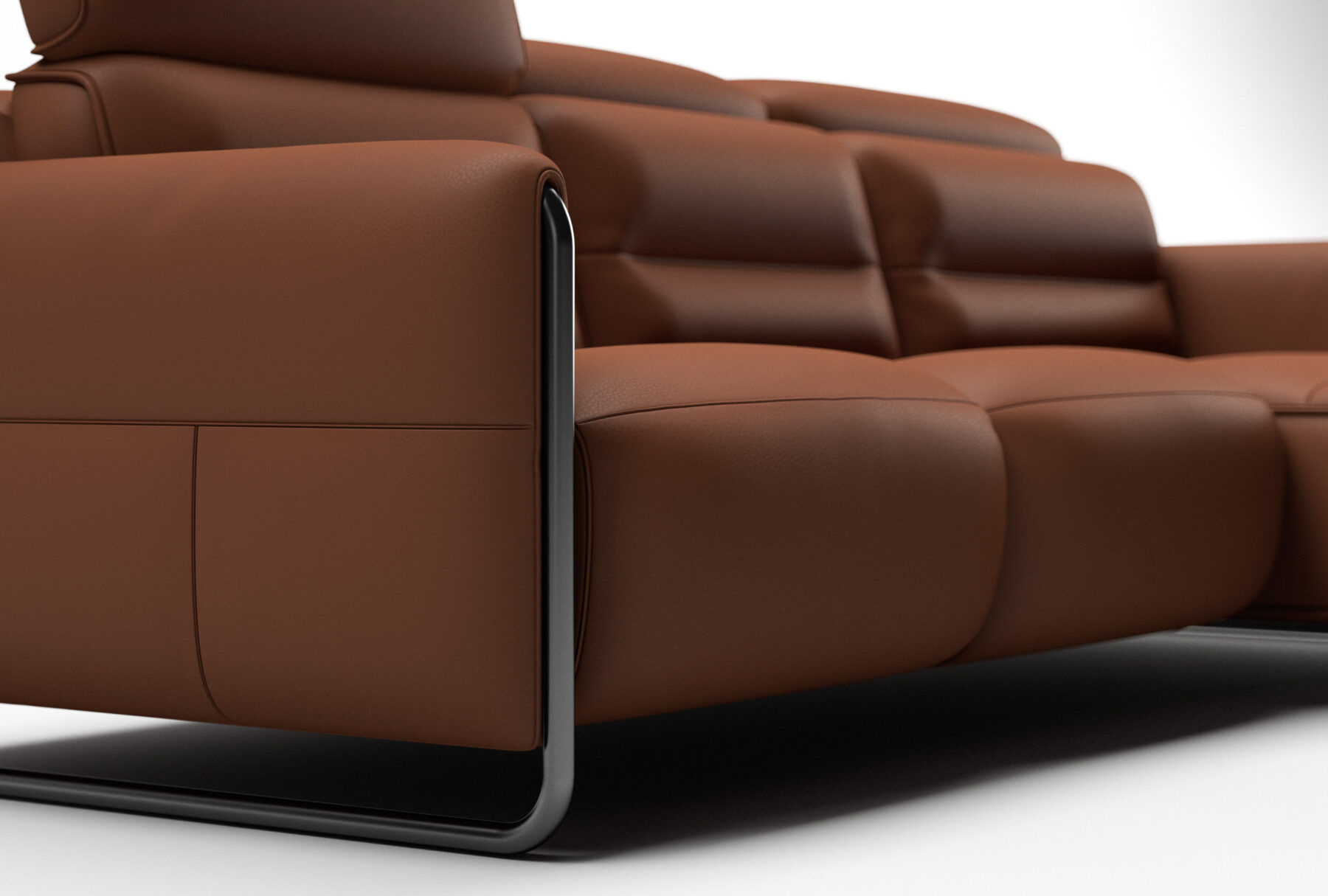 Canapé d’angle contemporain en cuir marron avec piètement en métal noir et appuie-têtes ajustables, design épuré et lignes moelleuses.